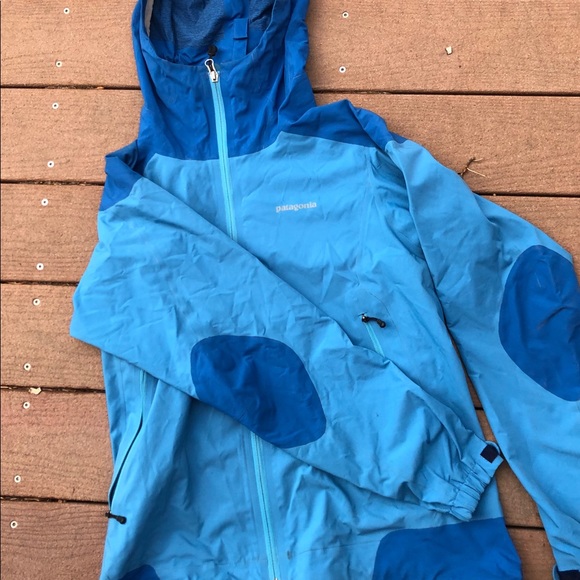 Patagonia waterproof ski shell - Picture 2 of 8